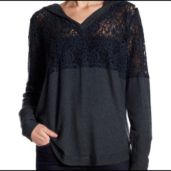 Nordstrom Clearance Lot of 7 Tops MSRP $271 For $80 CLEARANCE (Last Lot) - Picture 7 of 14